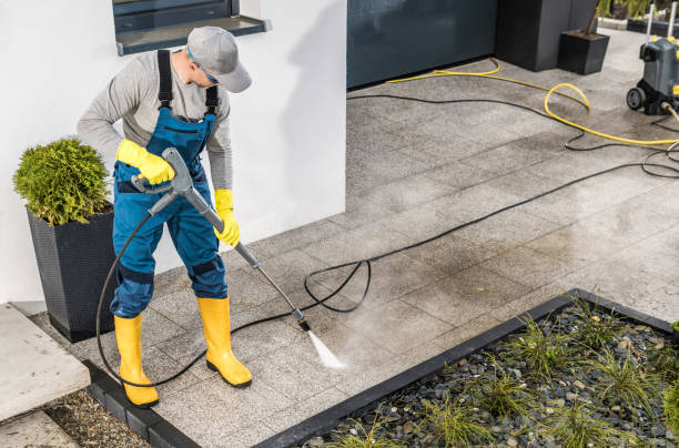 Professional Pressure Washing in Escanaba, MI